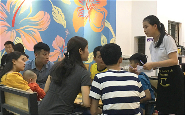 Nhọc nhằn sinh viên làm thêm
