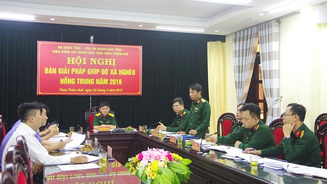 Bàn giải pháp giúp xã Hồng Trung, huyện A Lưới giảm nghèo