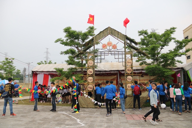 Nhiều hội trại chào mừng 88 năm thành lập Đoàn TNCS Hồ Chí Minh