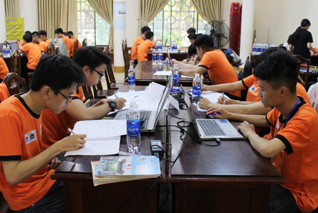 Khai mạc kỳ thi “HUSC-Competitivi Programming 2019”