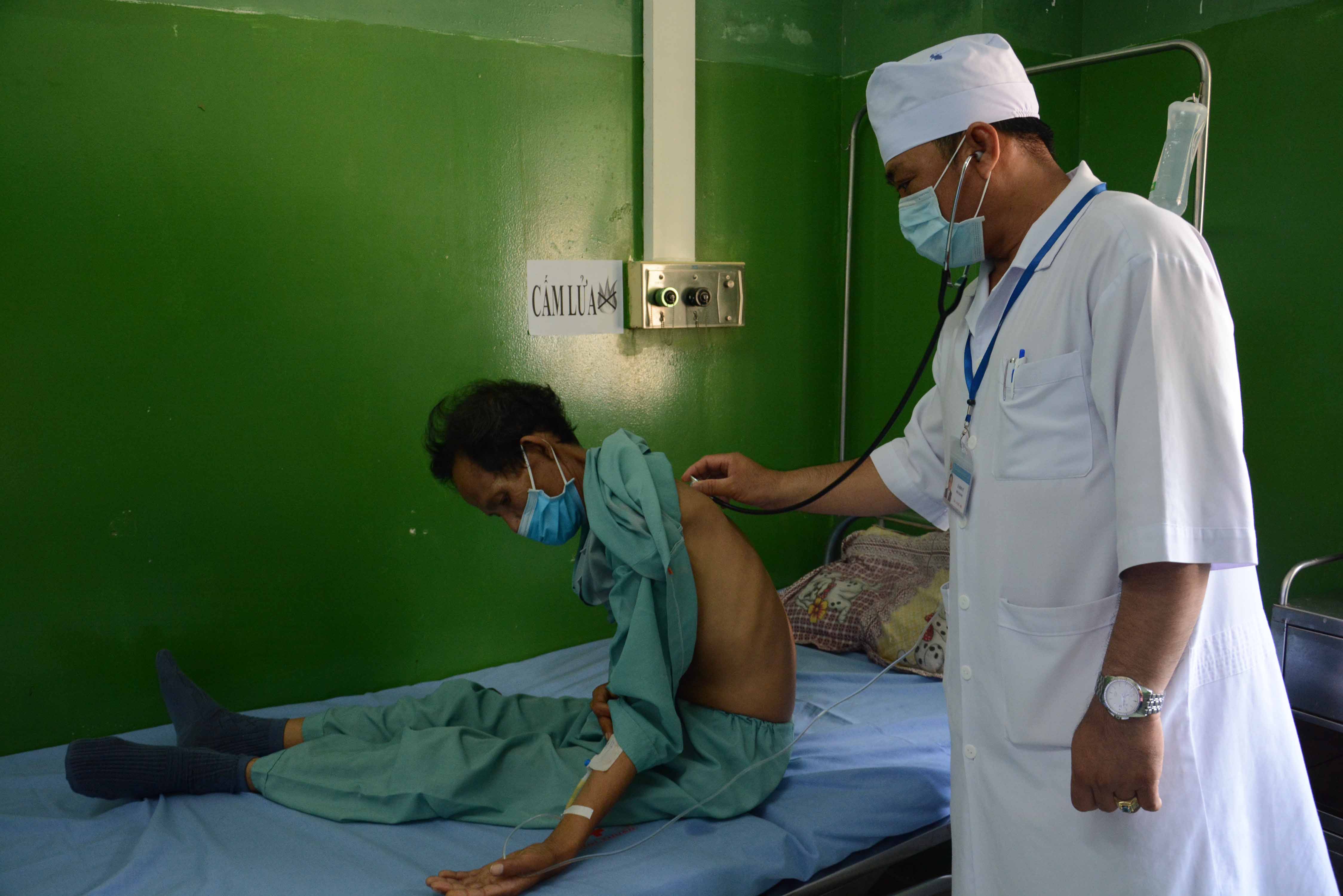 Cả cộng đồng cần chung tay