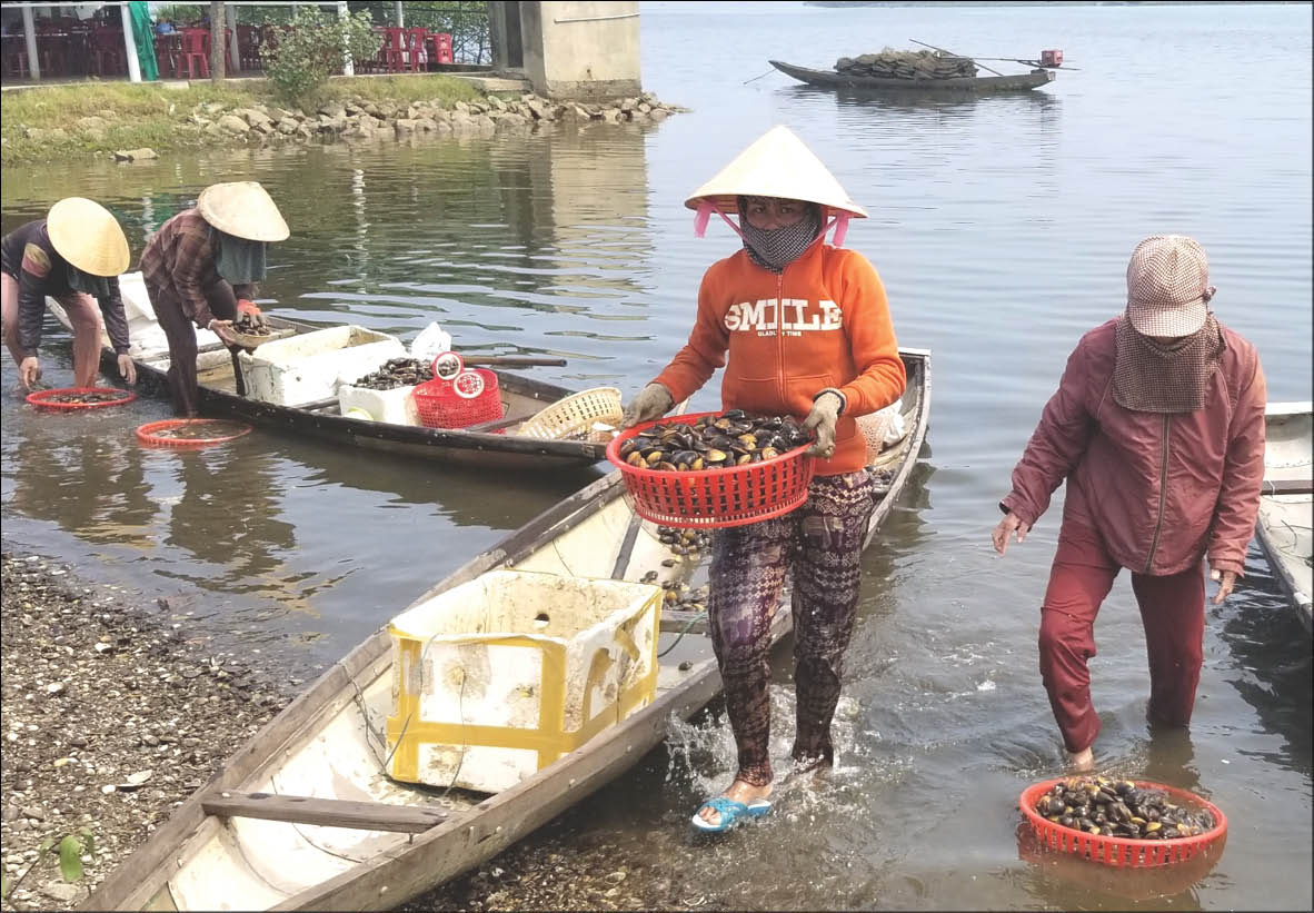 Kỳ công hến chẻ