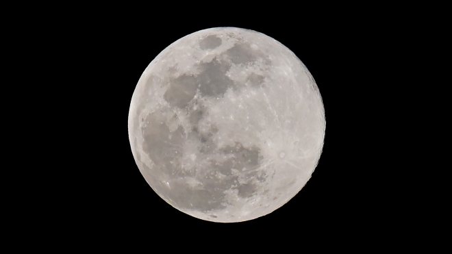 Mỹ sẽ đưa 2 công dân gồm 1 nam và 1 nữ đặt chân lên Mặt trăng