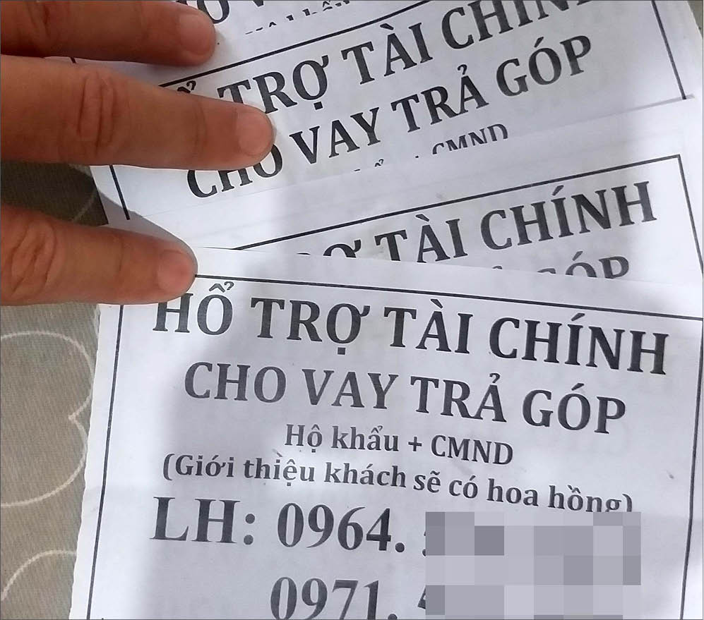 Tờ rơi tín dụng đen về làng