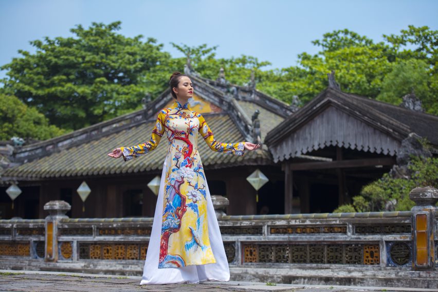 Ngắm bộ sưu tập áo dài mang tên Văn hiến kinh kỳ