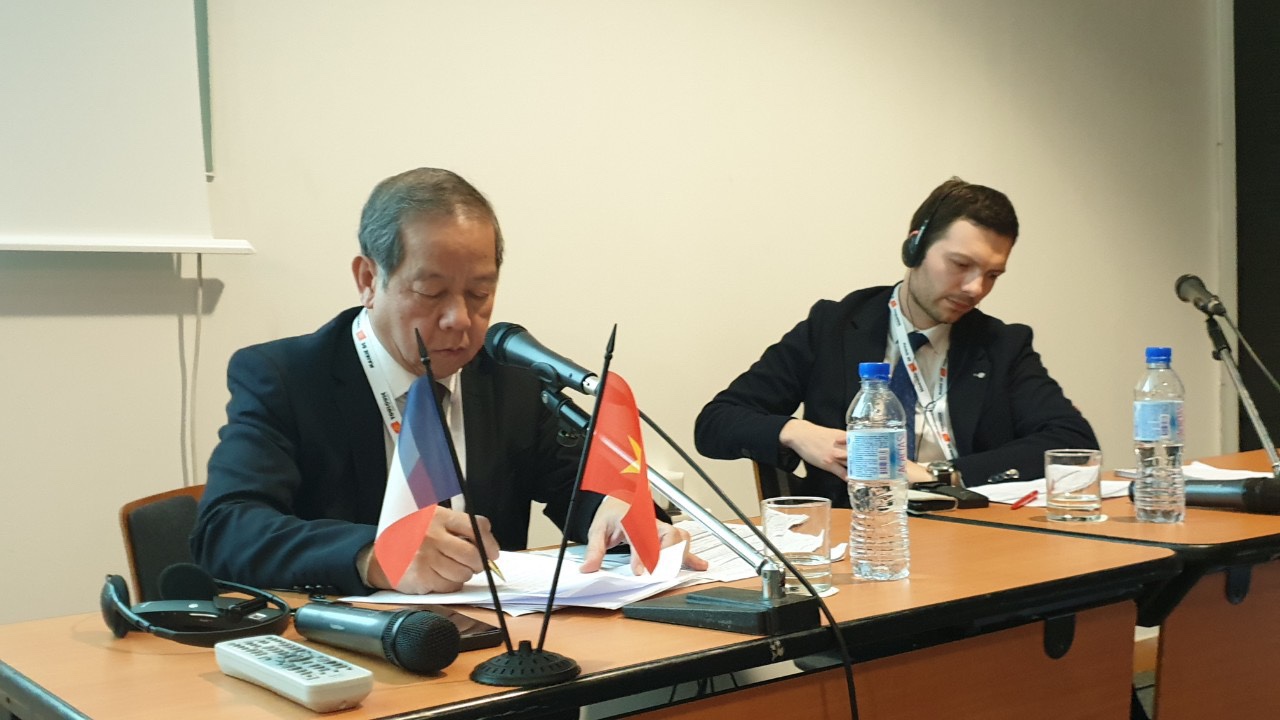 Văn hóa vật thể và phi vật thể, thách thức đối với phát triển bền vững