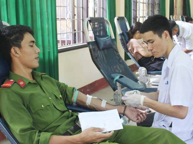 Hương Thủy Bồi dưỡng kỹ năng vận động hiến máu tình nguyện