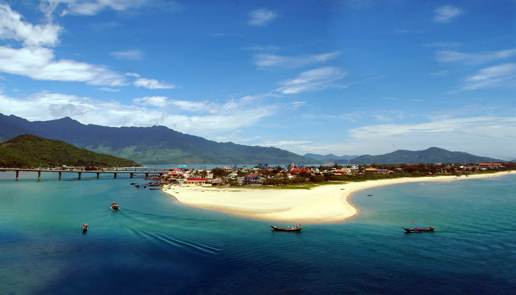 Nhiều hoạt động hấp dẫn tại “Lăng Cô - Vịnh đẹp thế giới 2019”