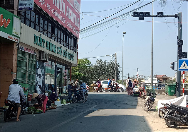 Buôn bán bất chấp nguy hiểm