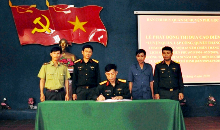 Phát động thi đua chào mừng 65 năm kỷ niệm chiến thắng lịch sử Điện Biên Phủ