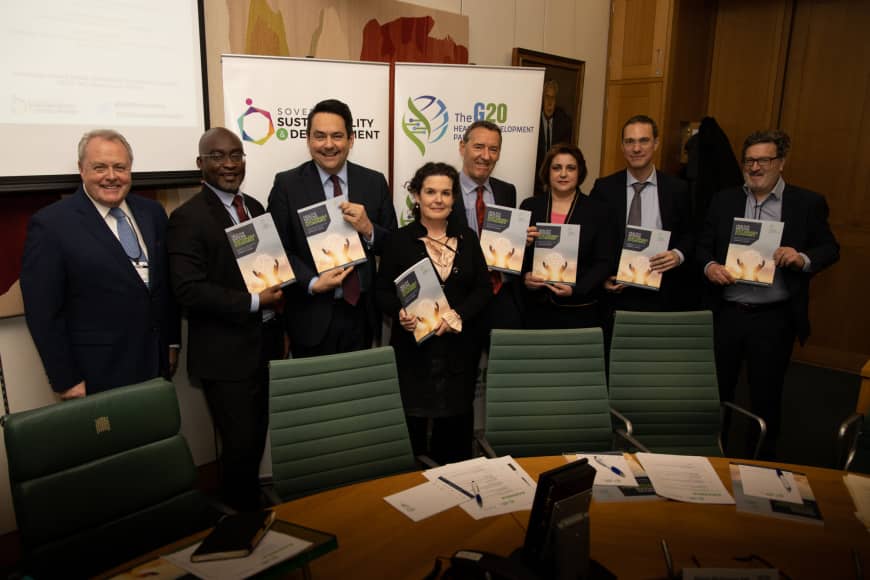 Cơ hội hợp tác cho các nhà hoạch định chính sách y tế và tài chính