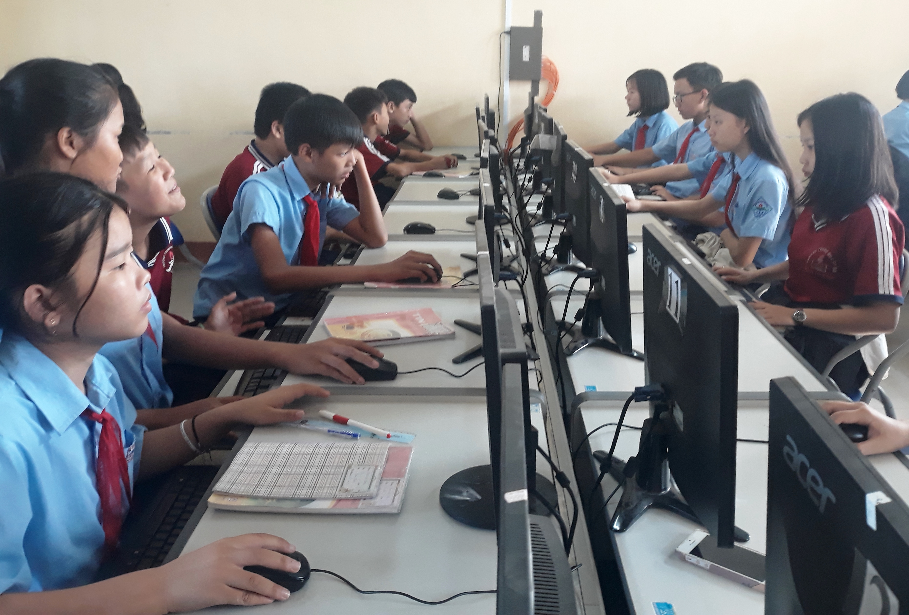 Hơn 16 320 học sinh lớp 8 thi nghề phổ thông