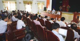 Khẩn trương hoàn thiện dự thảo Nghị định sắp xếp đơn vị hành chính cấp huyện, xã