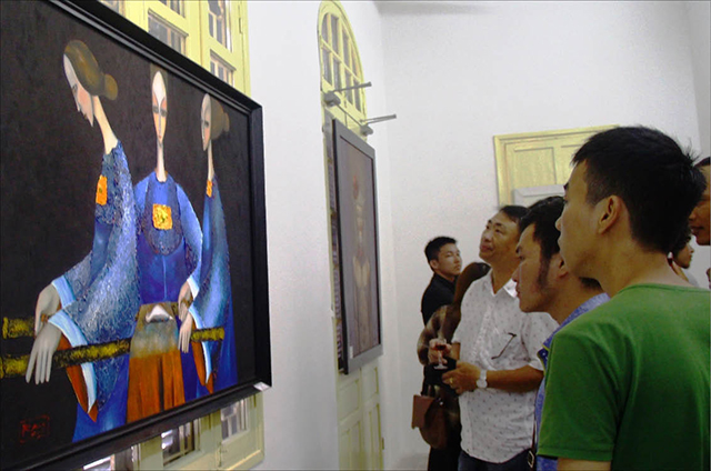 Gian nan canh giữ tác phẩm nghệ thuật