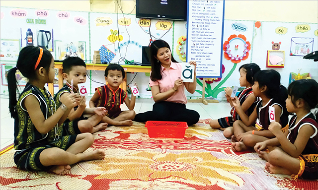 Bảo tồn văn hóa dân tộc từ chữ viết