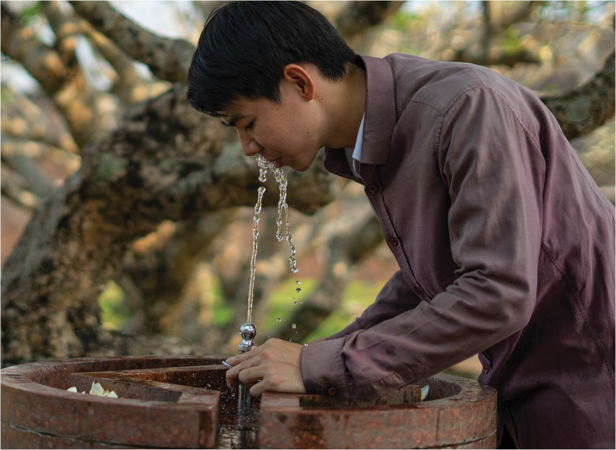 Nước sạch từ nhà máy đến nhà dân