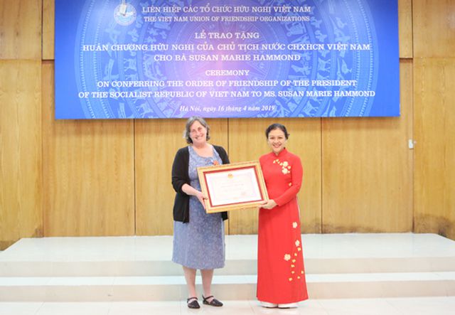 Người phụ nữ Mỹ hết lòng vì nạn nhân da cam Việt Nam nhận Huân chương Hữu nghị của Chủ tịch nước