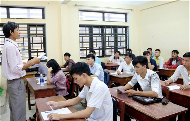 Làm quen với bài thi đánh giá năng lực