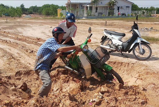 Khu quy hoạch nhà ở thôn Đông Lái Chờ đầu tư hạ tầng