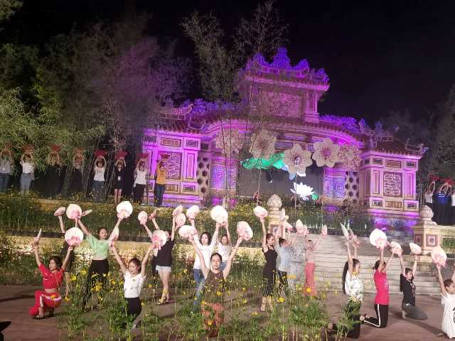 Tổng duyệt lễ khai mạc Festival Nghề truyền thống Huế 2019