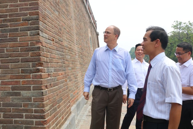 Hợp tác thành công dự án làm sạch Ngọ Môn