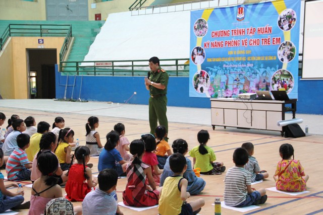 Tập huấn kỹ năng phòng vệ cho trẻ em