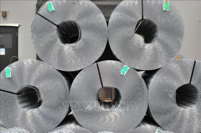 Canada áp mức thuế quan đặc biệt với hai loại thép nhập khẩu