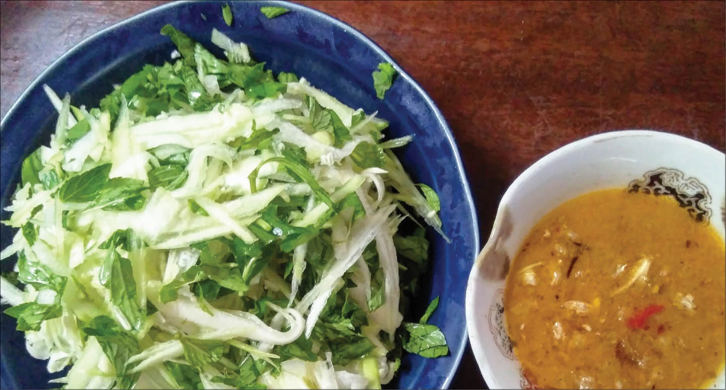 Dưa hường vằm chấm nước ruốc