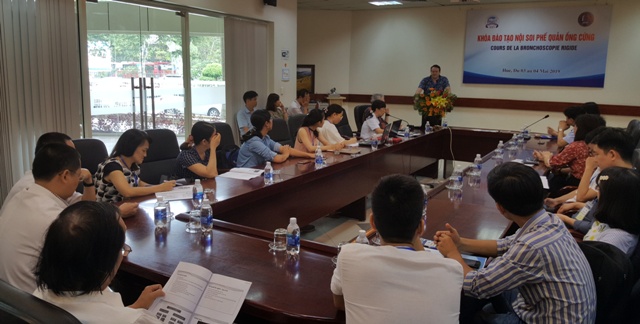 Đào tạo nâng cao kỹ năng nội soi phế quản ống cứng