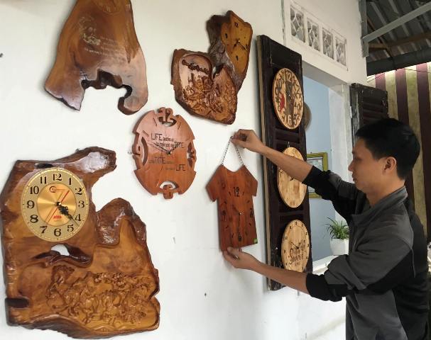 Chú trọng phát triển các sản phẩm hàng lưu niệm và quà tặng mang bản sắc Huế