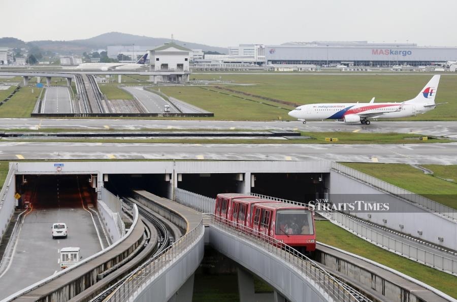 Nhu cầu vận tải hành khách hàng không toàn cầu tăng chậm nhất trong 9 năm