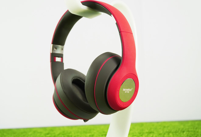 SoundMax trình làng tai nghe nhạc không dây nhỏ gọn BT-700