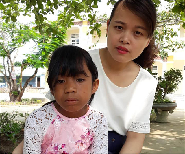 Hễ khỏe là cháu đòi đi học