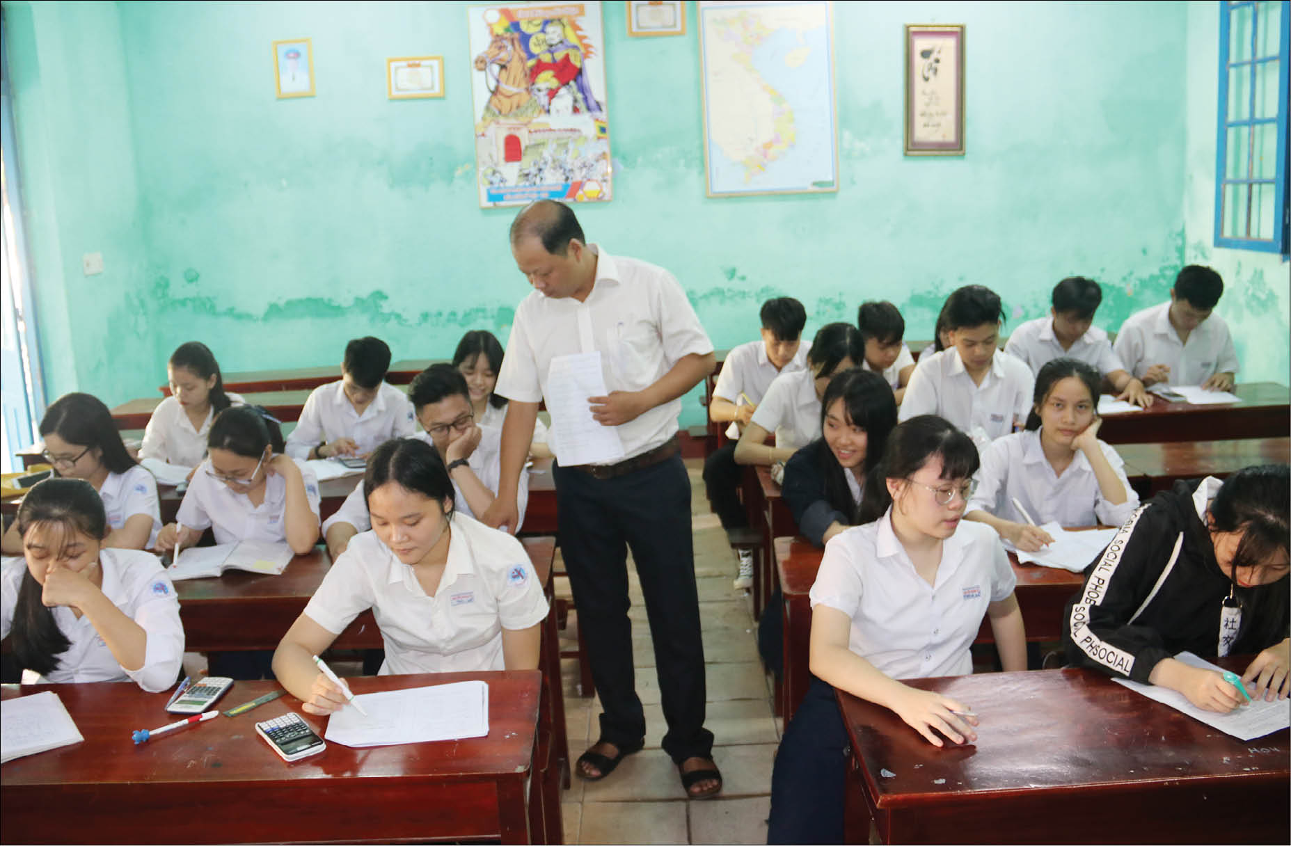 Yên tâm với đội ngũ giáo viên trung học phổ thông