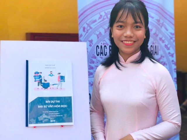 Sinh viên Đại học Huế được trao danh hiệu “Đại sứ văn hóa đọc tiêu biểu”