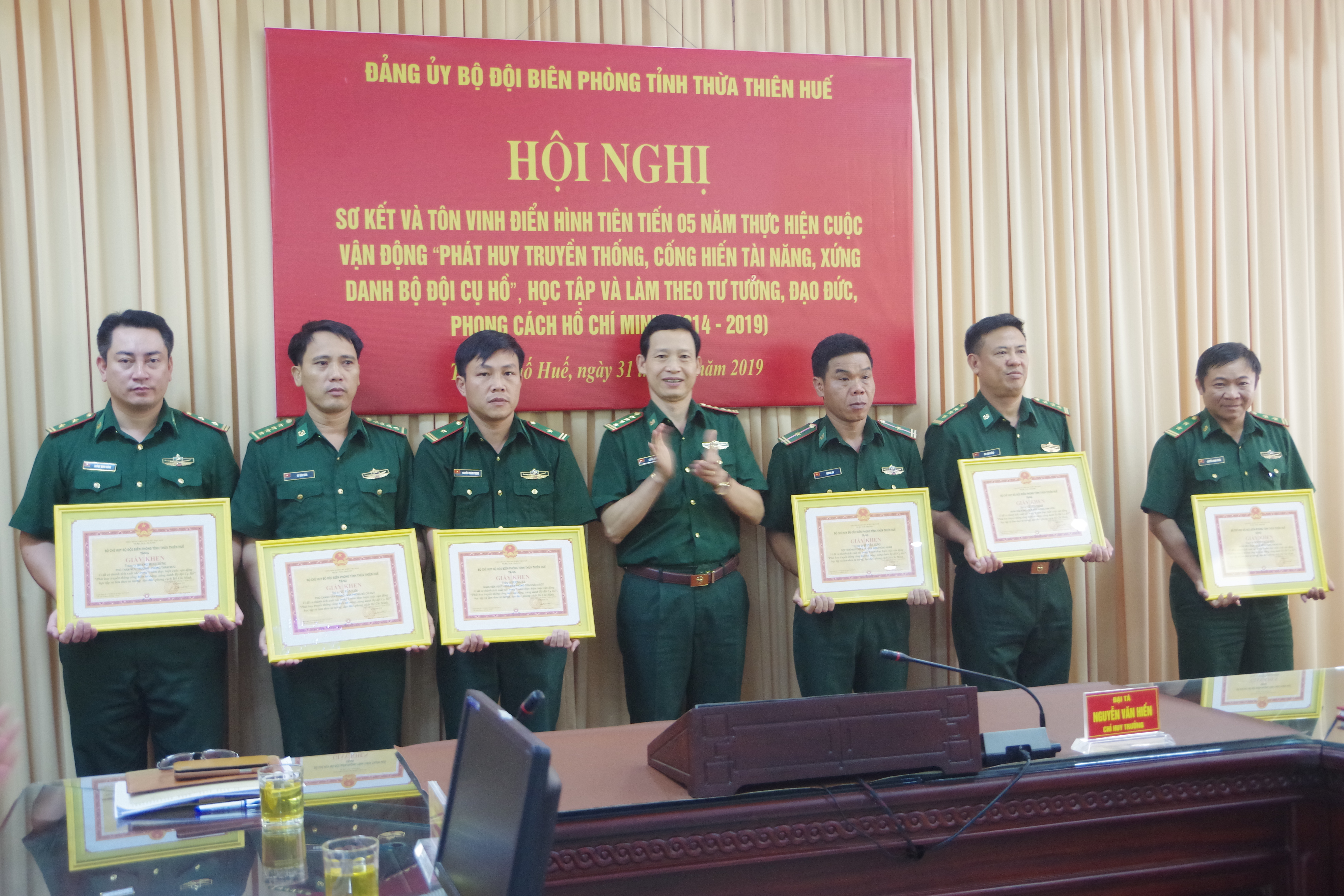 Tôn vinh điển hình tiên tiến 5 năm làm theo lời Bác