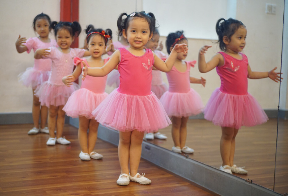 Sôi động lớp năng khiếu