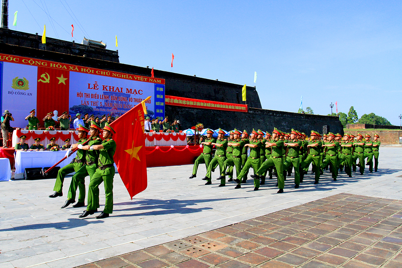 7 đội tham gia Hội thi Điều lệnh – bắn súng – võ thuật CAND lần thứ 5