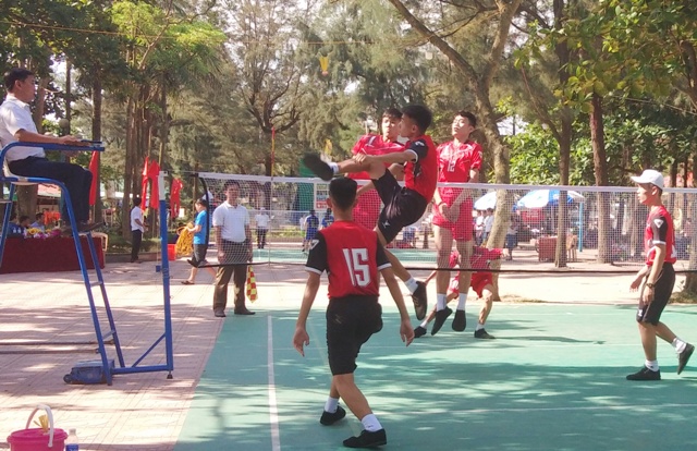 Huế đối đầu với nhiều đội mạnh tại giải vô địch đá cầu bãi biển toàn quốc