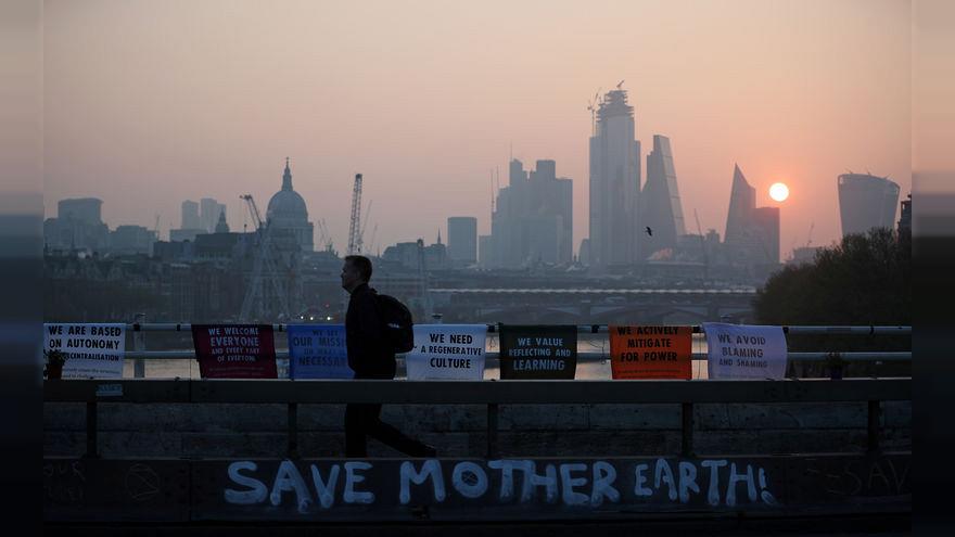 Anh trở thành quốc gia G7 đầu tiên có mục tiêu phát thải bằng không