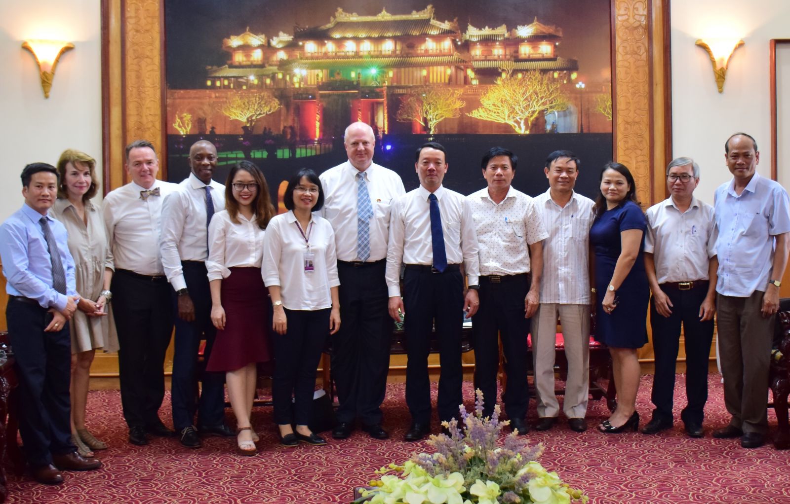 Facilitating Hanesbrands Group to expand investment and development