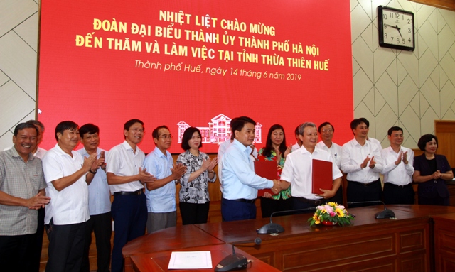Thua Thien Hue - Hanoi cooperating for development