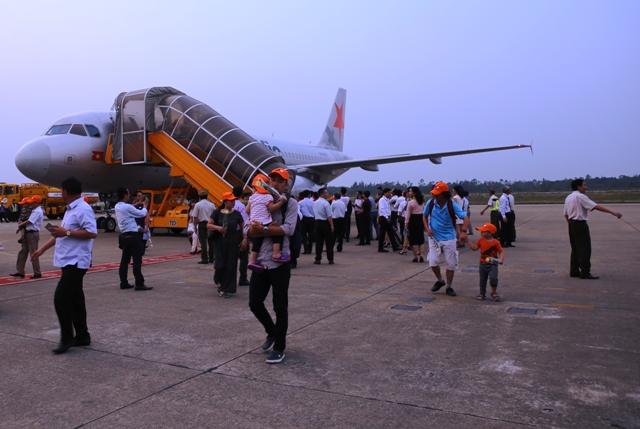 Bức xúc vì VietJet Air đổi chuyến bay