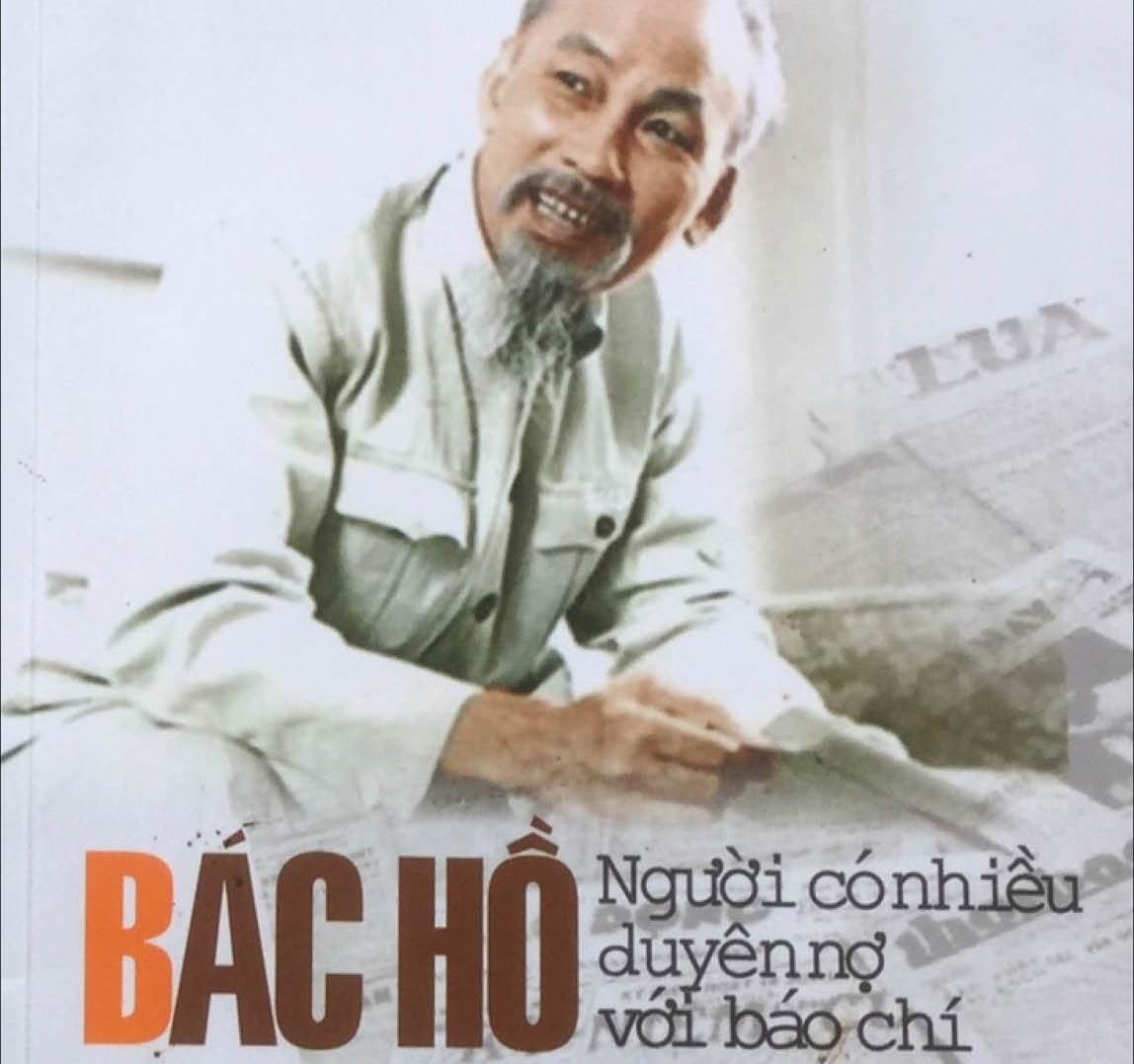 Không chỉ là cuốn sách quý đối với nhà báo