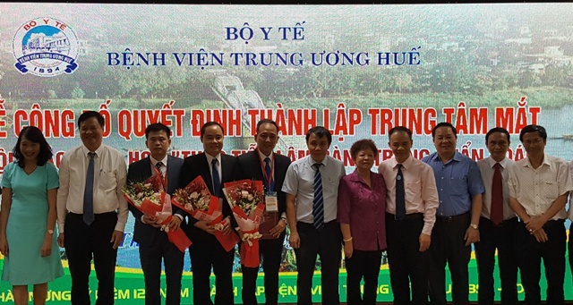 Thành lập Trung tâm Mắt - Bệnh viện Trung ương Huế