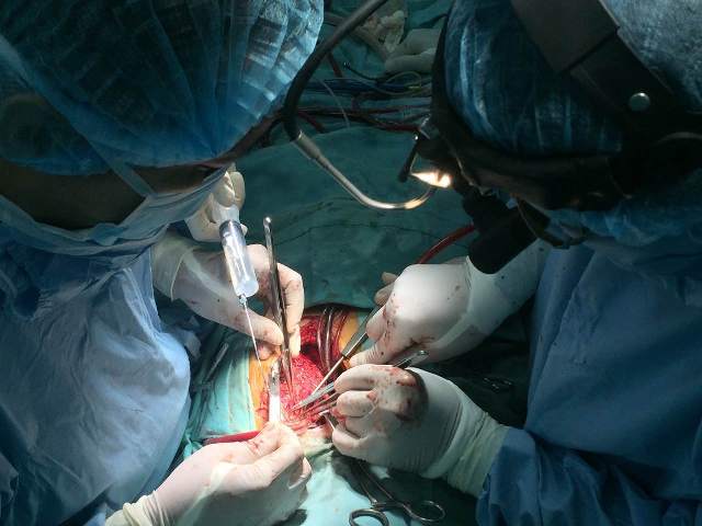 Bệnh viện Trung ương Huế khám và mổ tim nhân đạo cho 500 trường hợp nghèo tại Hà Tĩnh