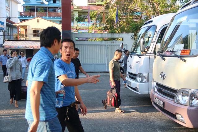 Gần 300 cán bộ Trường đại học Khoa học làm nhiệm vụ coi thi tại tỉnh Quảng Bình