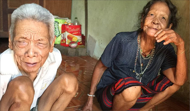 Đôi vợ chồng già đáng thương