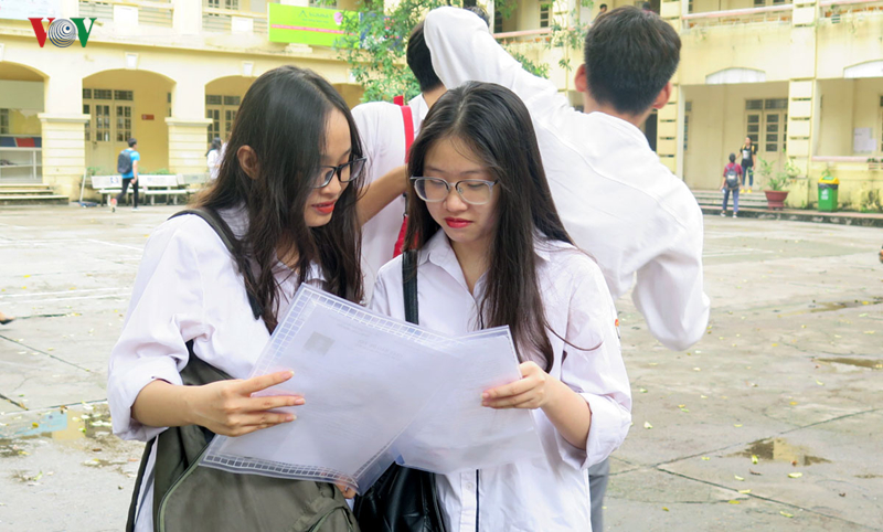 Bằng Đại học chính quy và tại chức chính thức có giá trị ngang nhau