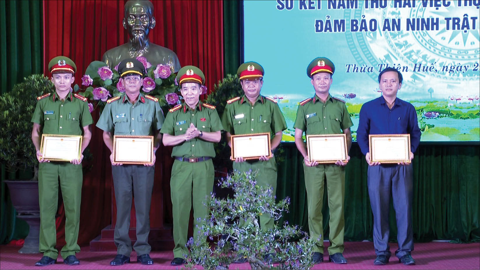 Giữ an ninh trật tự vùng giáp ranh